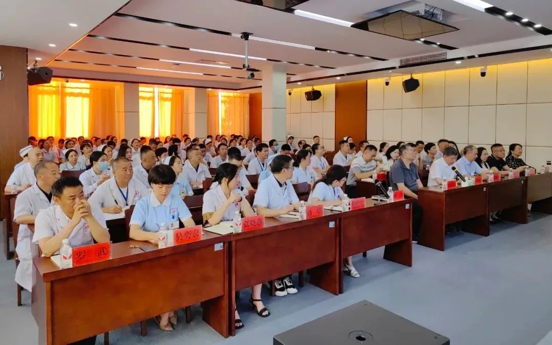 【粤黔协作·莞爱铜行】广东省妇幼保健协会、东莞市妇幼保健院赴铜仁市妇幼保健院开展学术交流及健康义诊活动